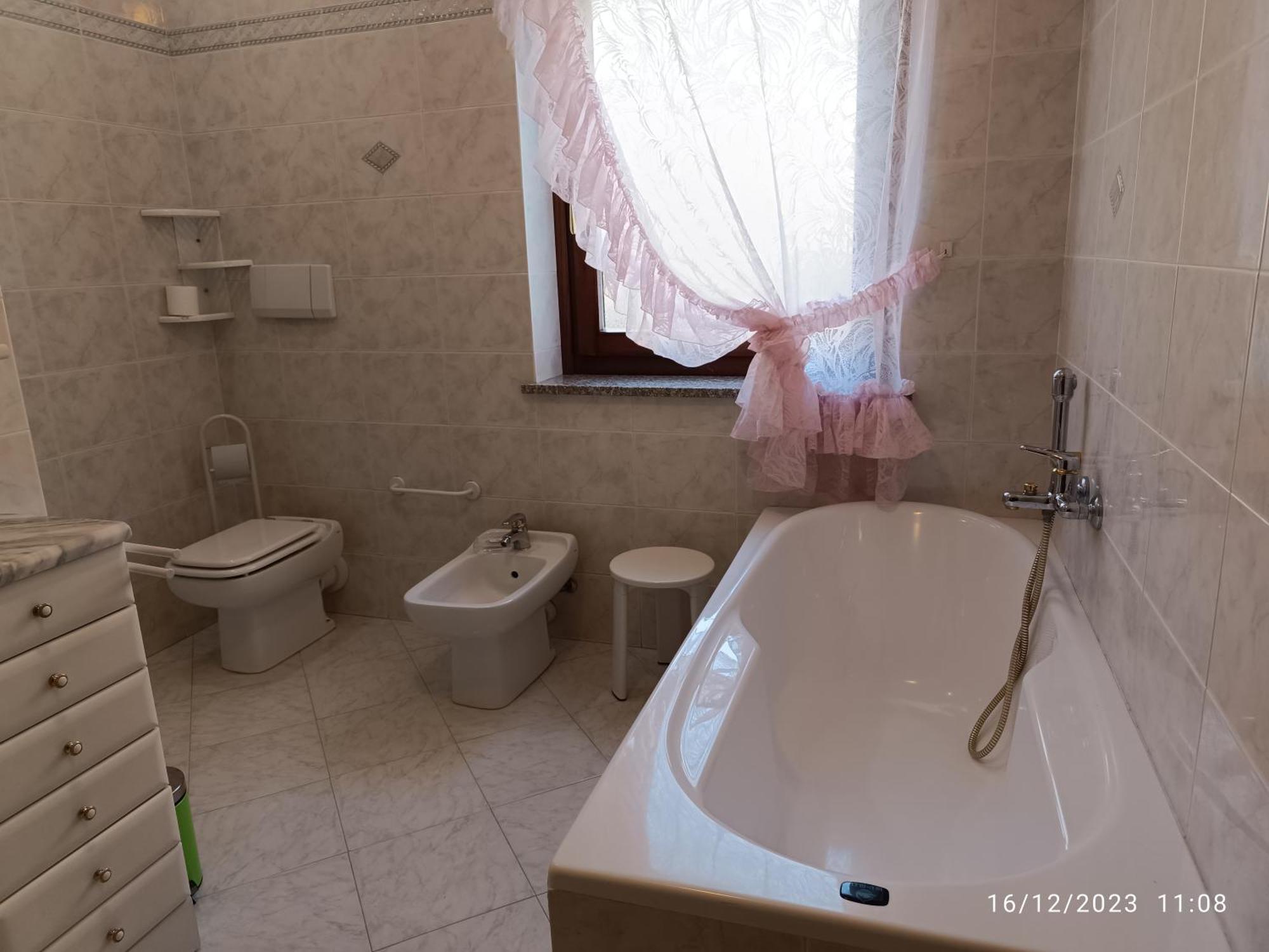 Il Tiglio Apartment *